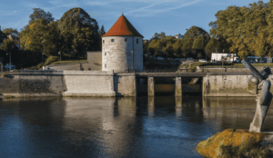 Consultant seo Besançon - référencement naturel- tour de la pelote