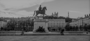 Consultant seo Lyon - referencement google -place bellecour lyon